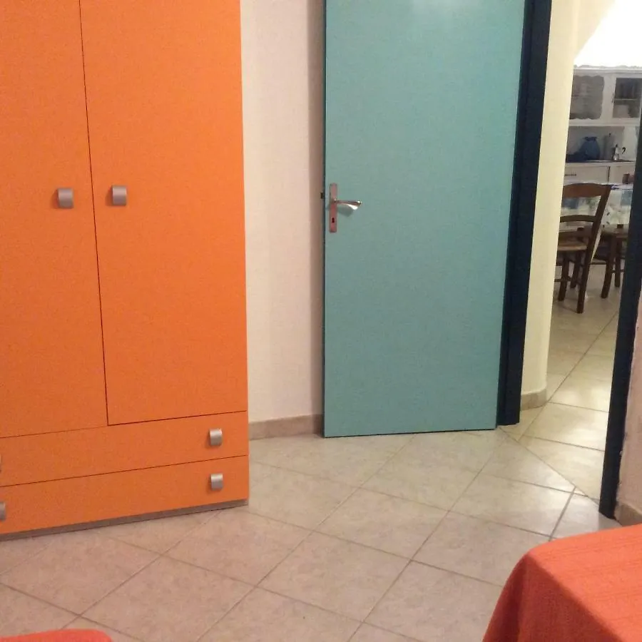 Casa Vacanze Laura Тортоли Дом отдыха